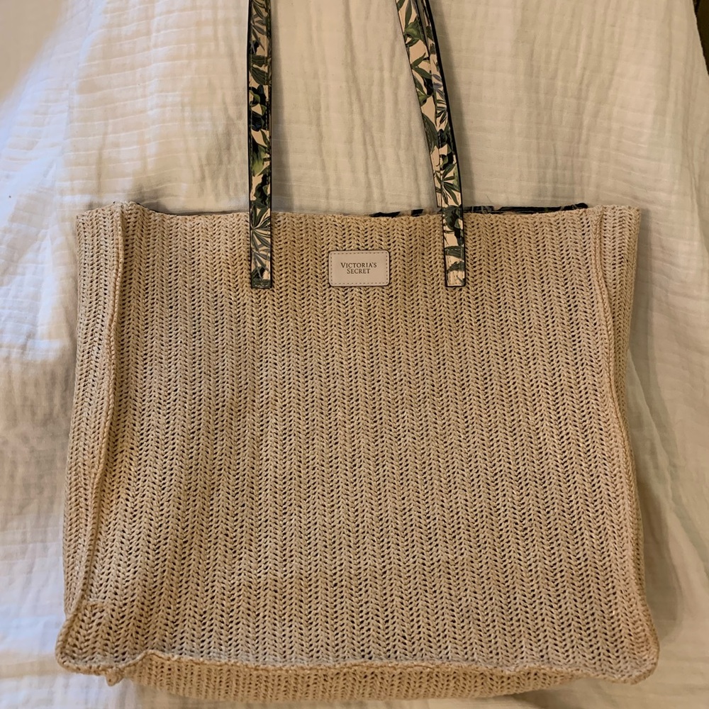 Victoria’s Secret straw tote